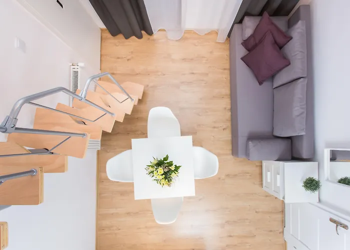 - Old Town Appartement *